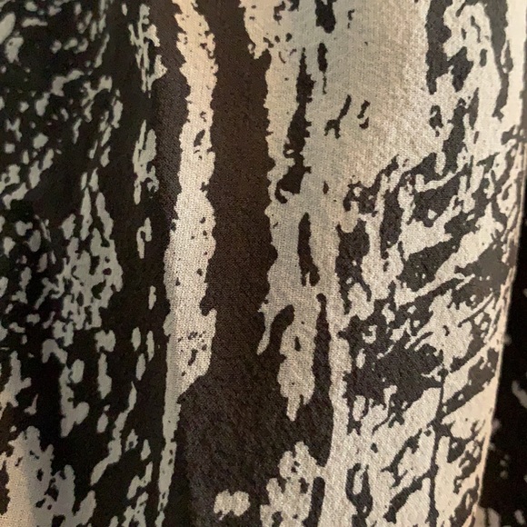 Guess one shoulder tank - Picture 2 of 3